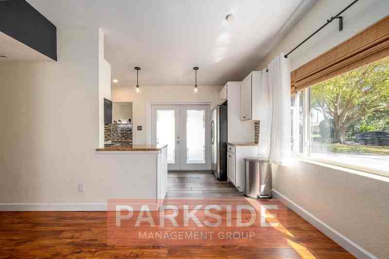 4024 Montrose Ct - Photo 7 of 28