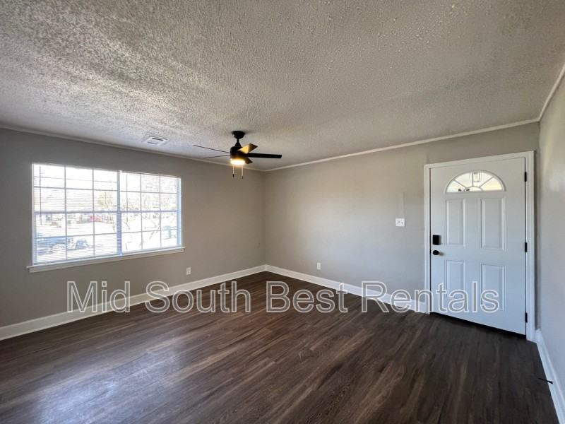 3679 Ford Rd - Photo 2 of 8