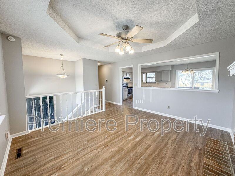 604 Ne Mimosa Dr - Photo 3 of 14