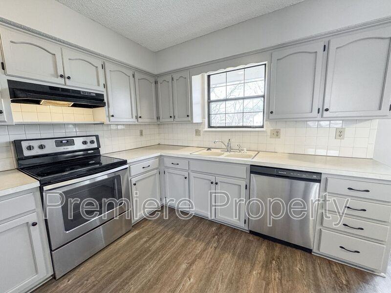 604 Ne Mimosa Dr - Photo 6 of 14