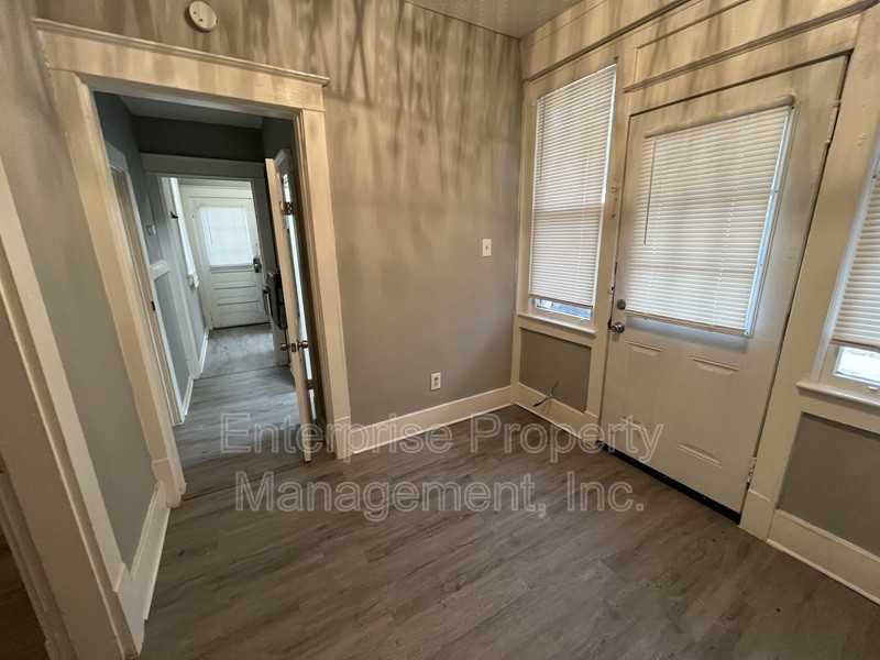 1111 N Parkway #3 - Photo 3 of 11