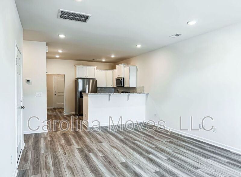 3068 Olivette Pl - Photo 2 of 13