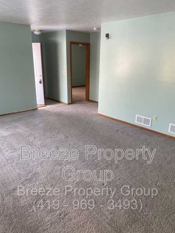 2959 Megan Cir - Photo 2 of 11