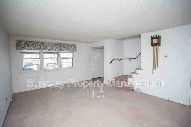 922 Alcyon Dr - Photo 2 of 45