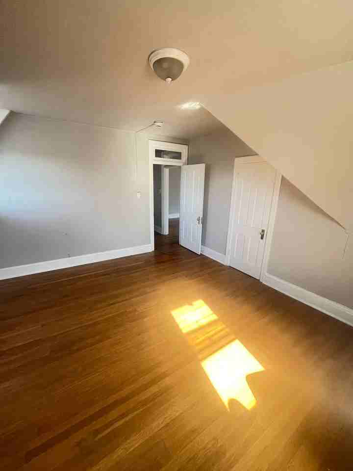 345 N. Potomac - Photo 2 of 15