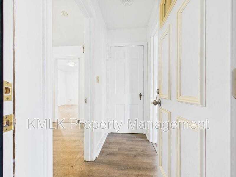 407 Washington St Ne - Photo 6 of 37