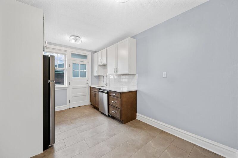 1240 Hawthorne Pl #1248B - Photo 6 of 18