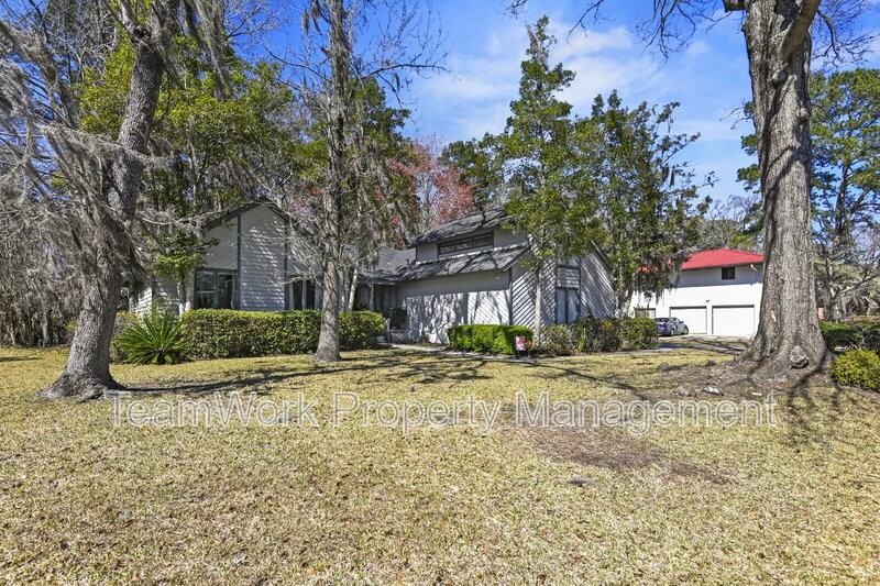 18 Shadowmoss Pkwy - Photo 5 of 37
