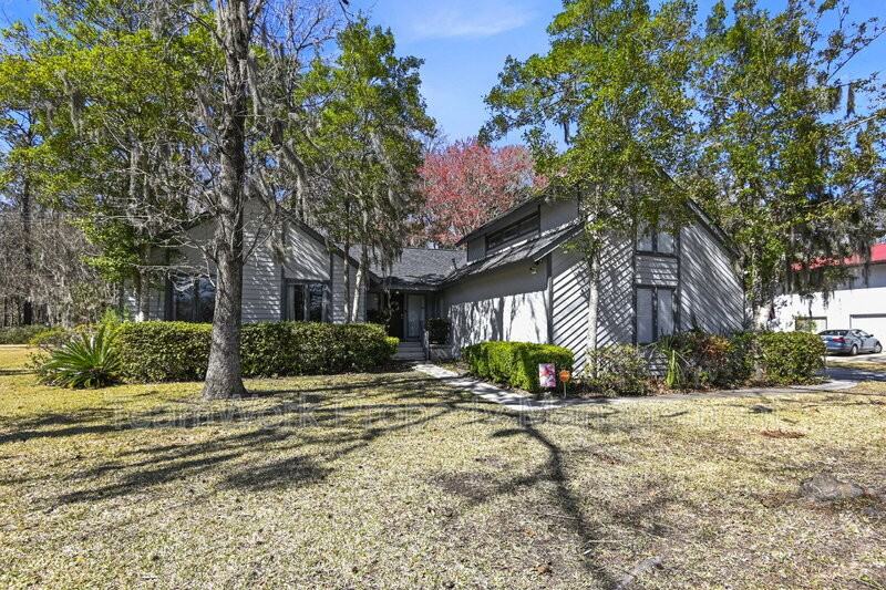 18 Shadowmoss Pkwy - Photo 6 of 37