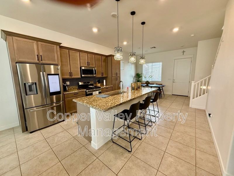 15971 N 74th Ln - Photo 2 of 13