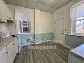 103 E Washington St #1E - Photo 1 of 1