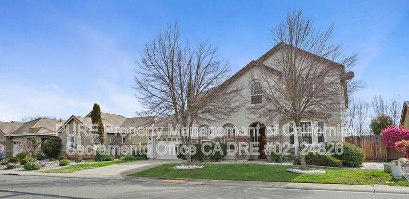 3632 Corvina Dr - Photo 2 of 50