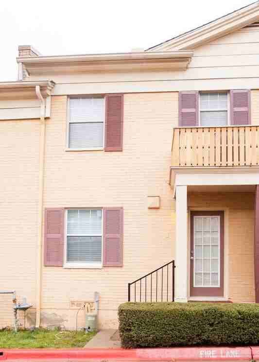 4741 Bradford Dr #B - Photo 4 of 28