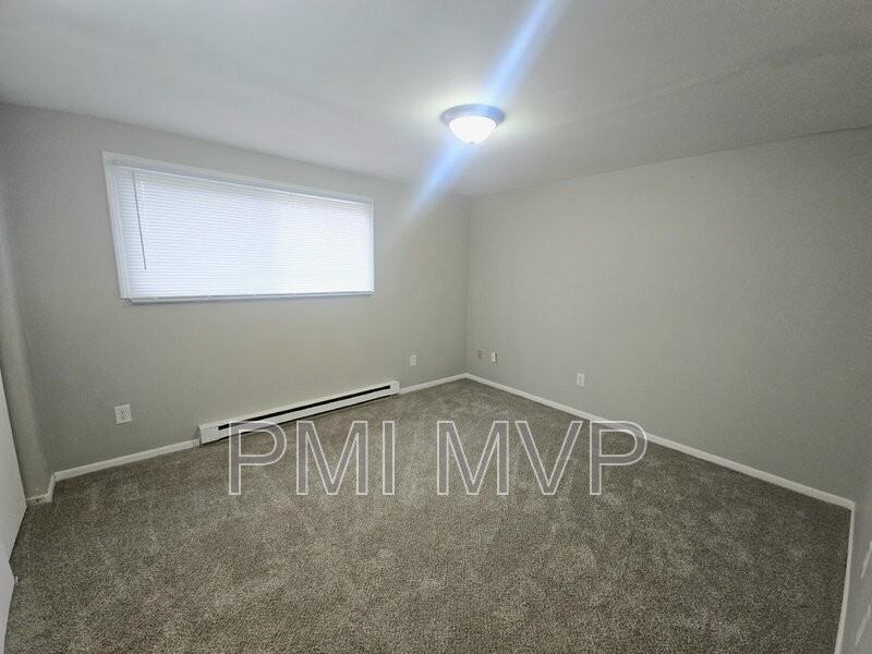 2791 Wedge St - Photo 3 of 11