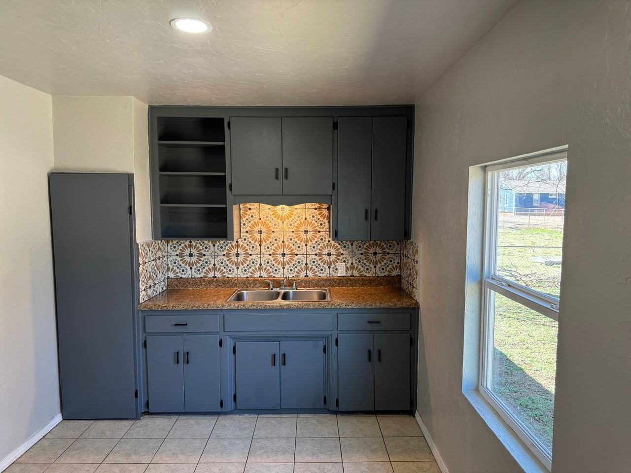 3313 Brookside Drive - Photo 2 of 7