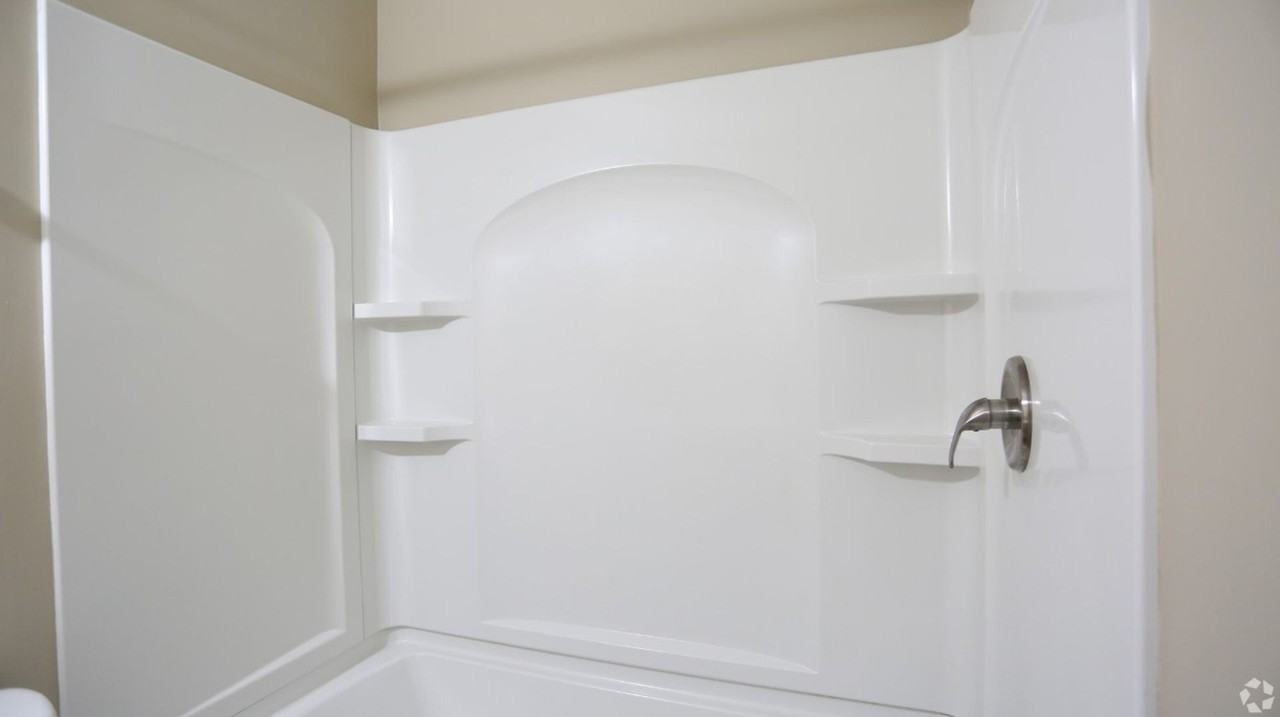 Stadium View Apartments - Photo 6 of 45