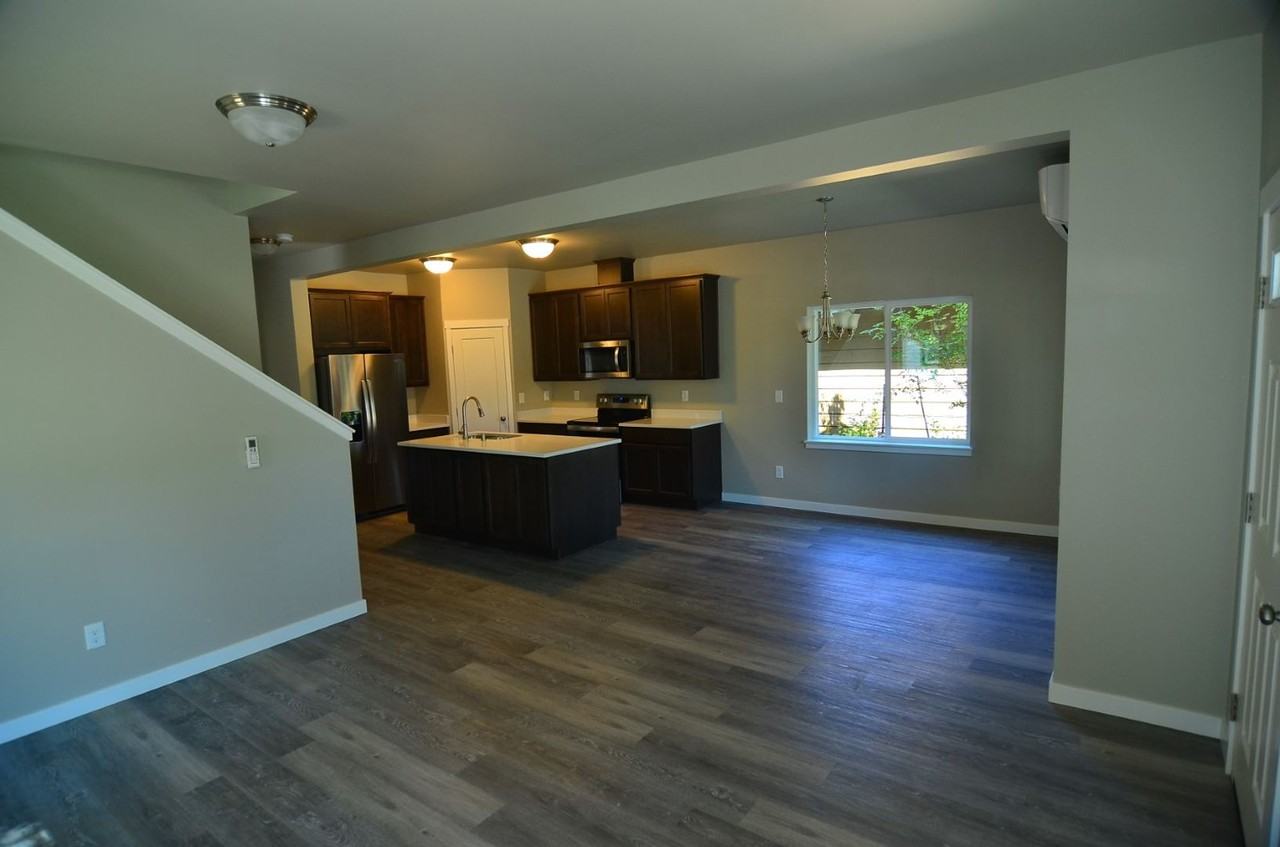 2505 Utter St - Photo 5 of 20