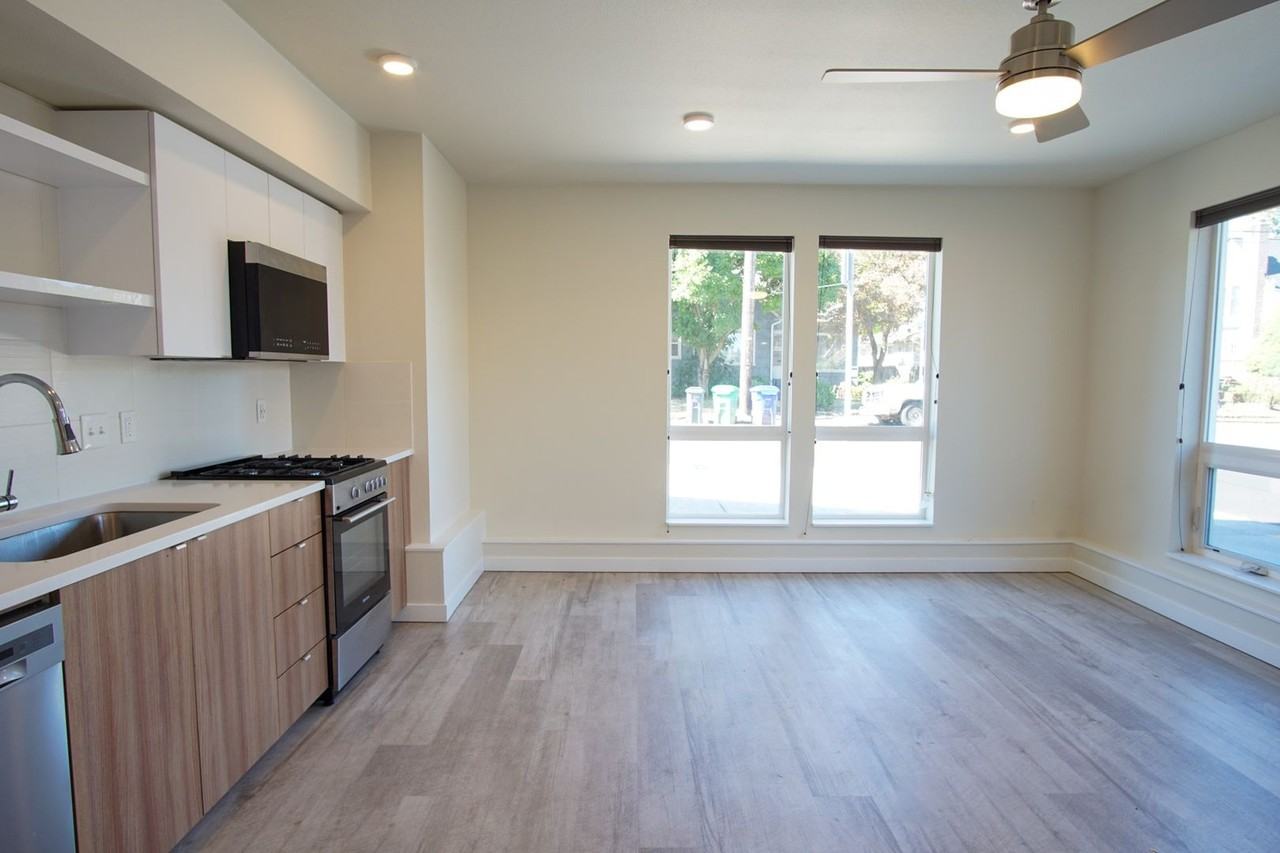5080 Ne 33rd Ave #1 - Photo 3 of 17