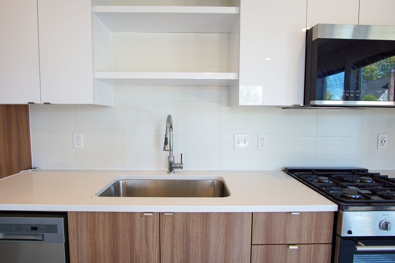 5080 Ne 33rd Ave #1 - Photo 7 of 17