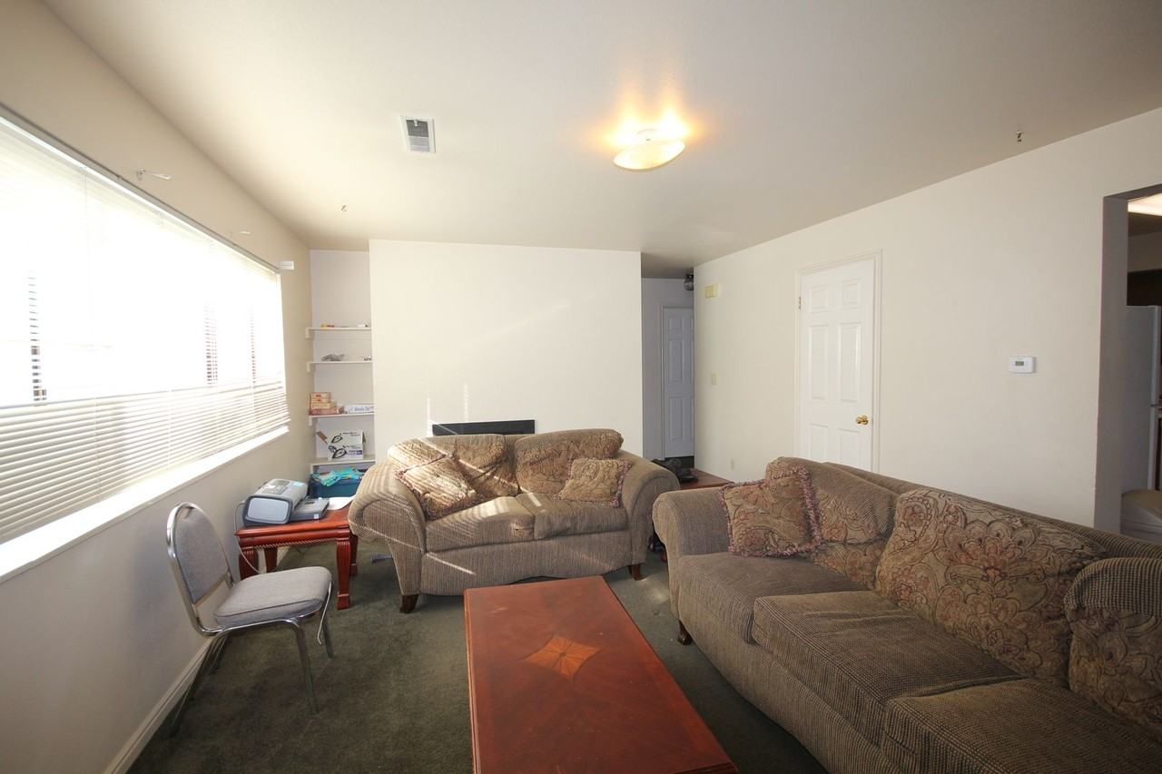 855 E 700 N #1 - Photo 2 of 10