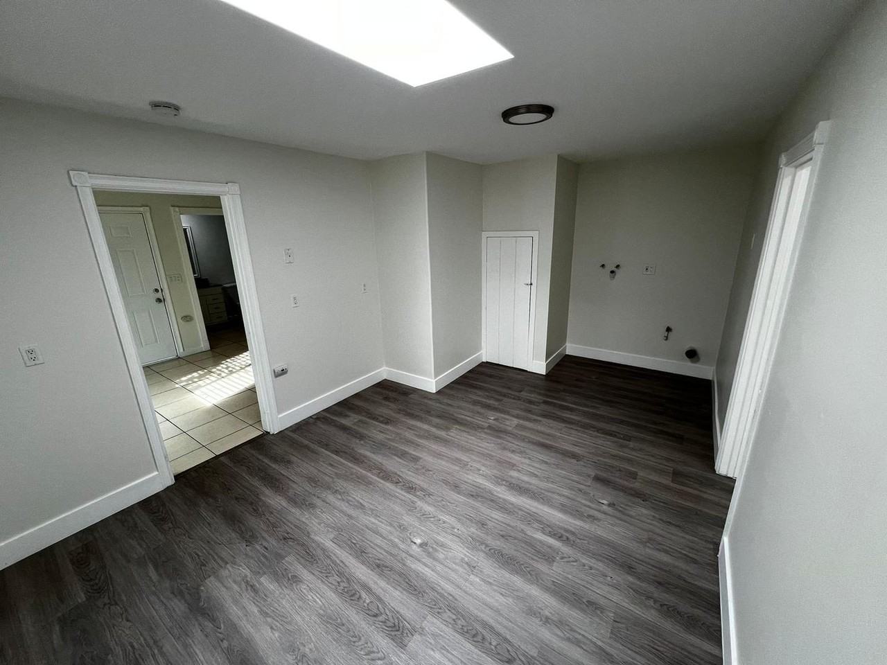 3855 36th St - Photo 2 of 10