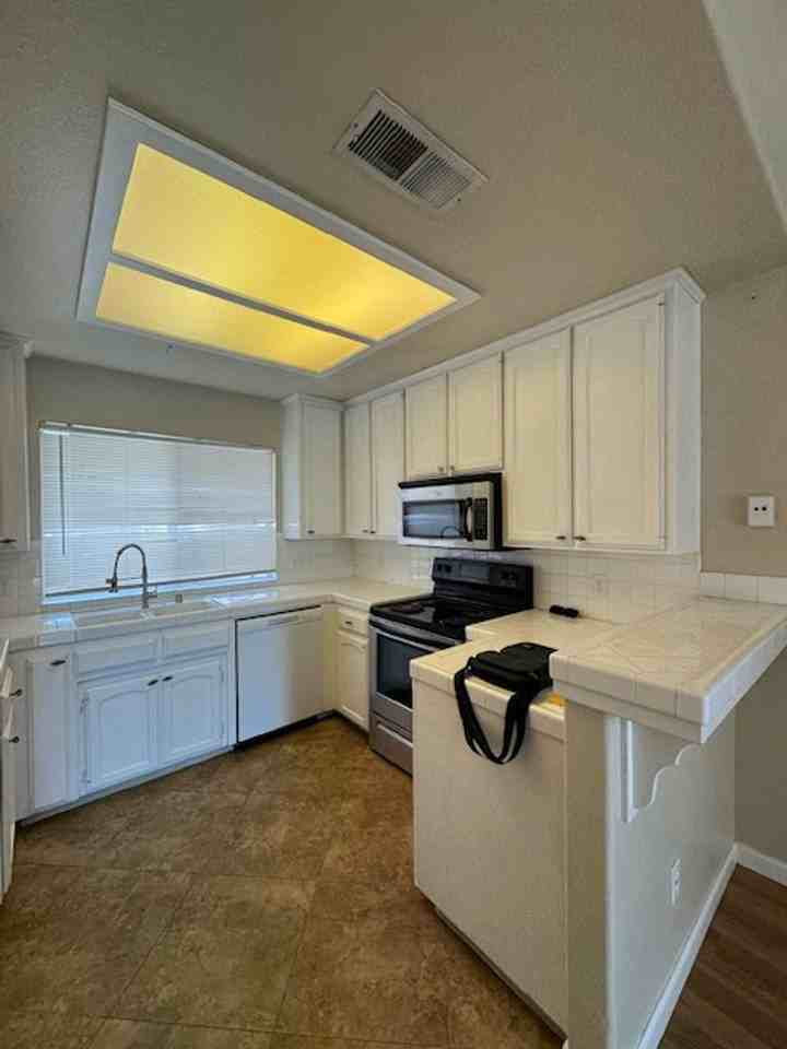 5707 W Sample Ave - Photo 7 of 15