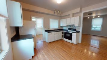 featured image of 1122 E Market St