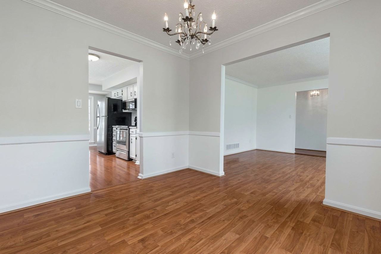 1209 Meadowridge Trl - Photo 7 of 46