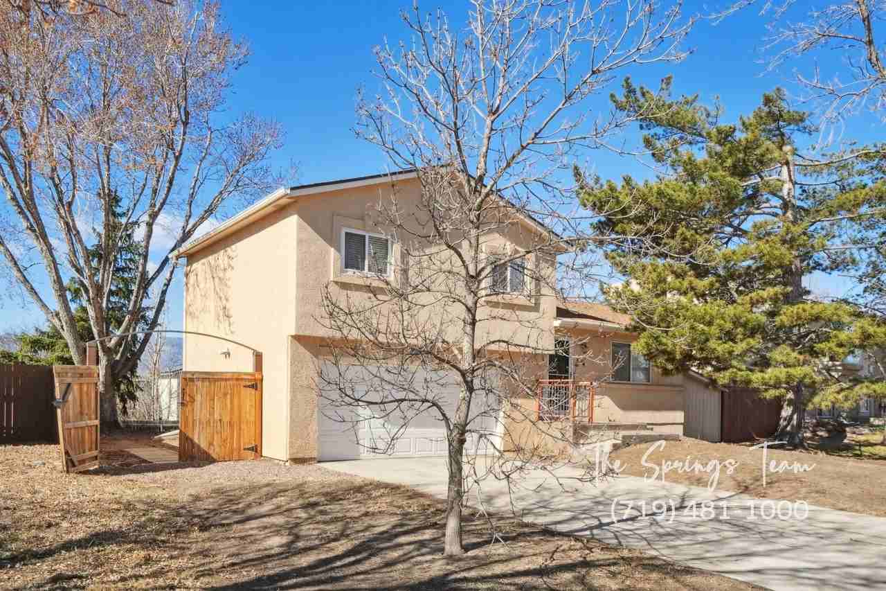 874 Hoosier Dr - Photo 2 of 46