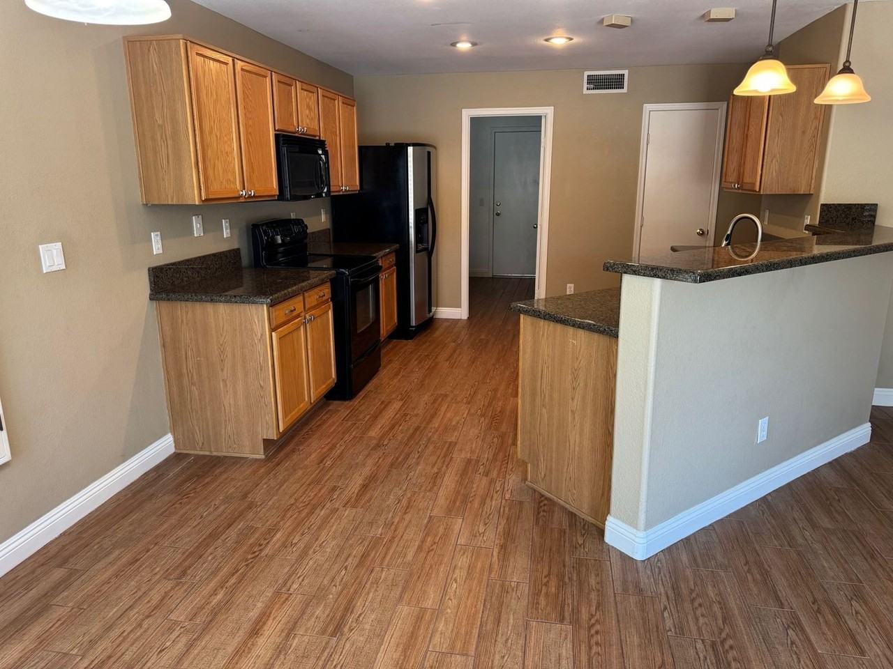 23015 N 23rd St - Photo 3 of 24