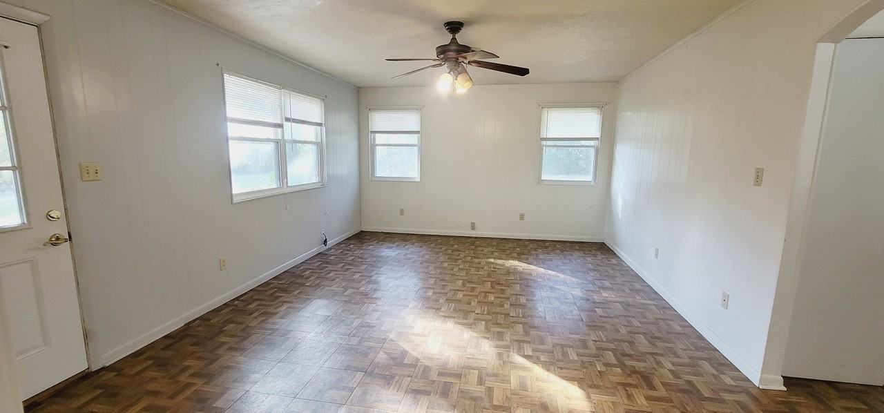 11 Trails End Rd - Photo 3 of 27