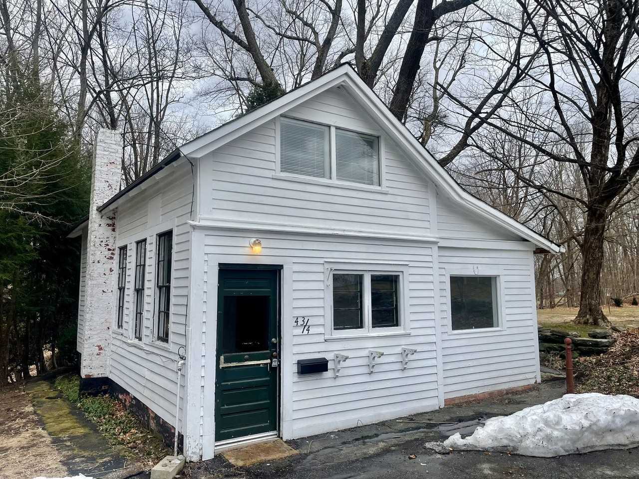 4 3/4 Elm Ave - Photo 2 of 9