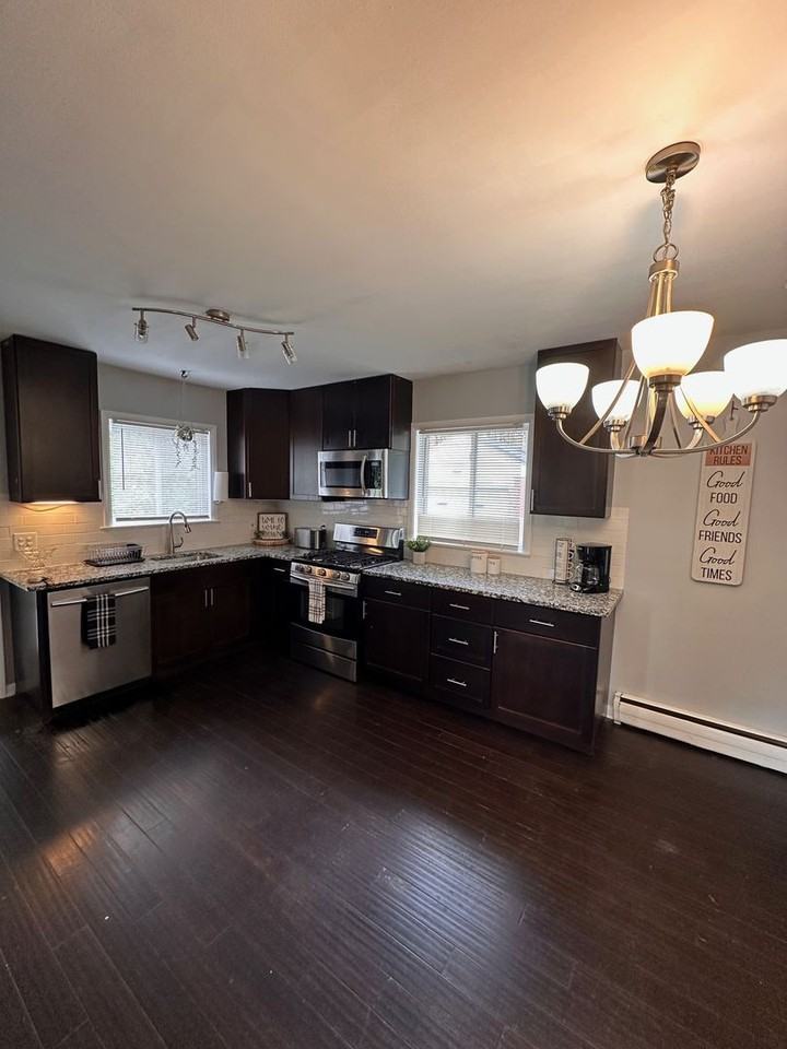 1325 Rohrerstown Rd - Photo 2 of 15