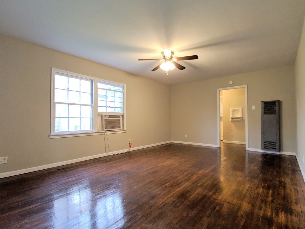 128 7th Ave N - Photo 2 of 20