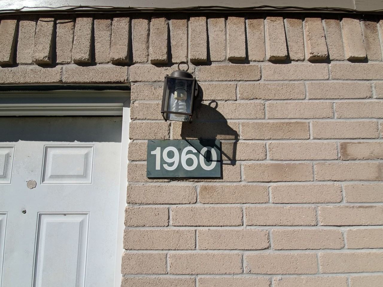 1960 Upland Dr - Photo 3 of 17