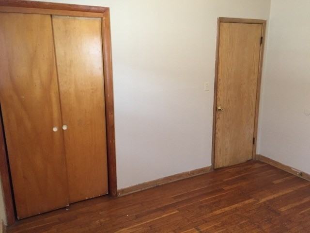 1915 S Plaza Ave - Photo 3 of 9