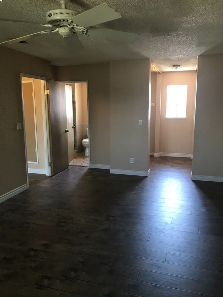 1041 Clark St - Photo 6 of 13