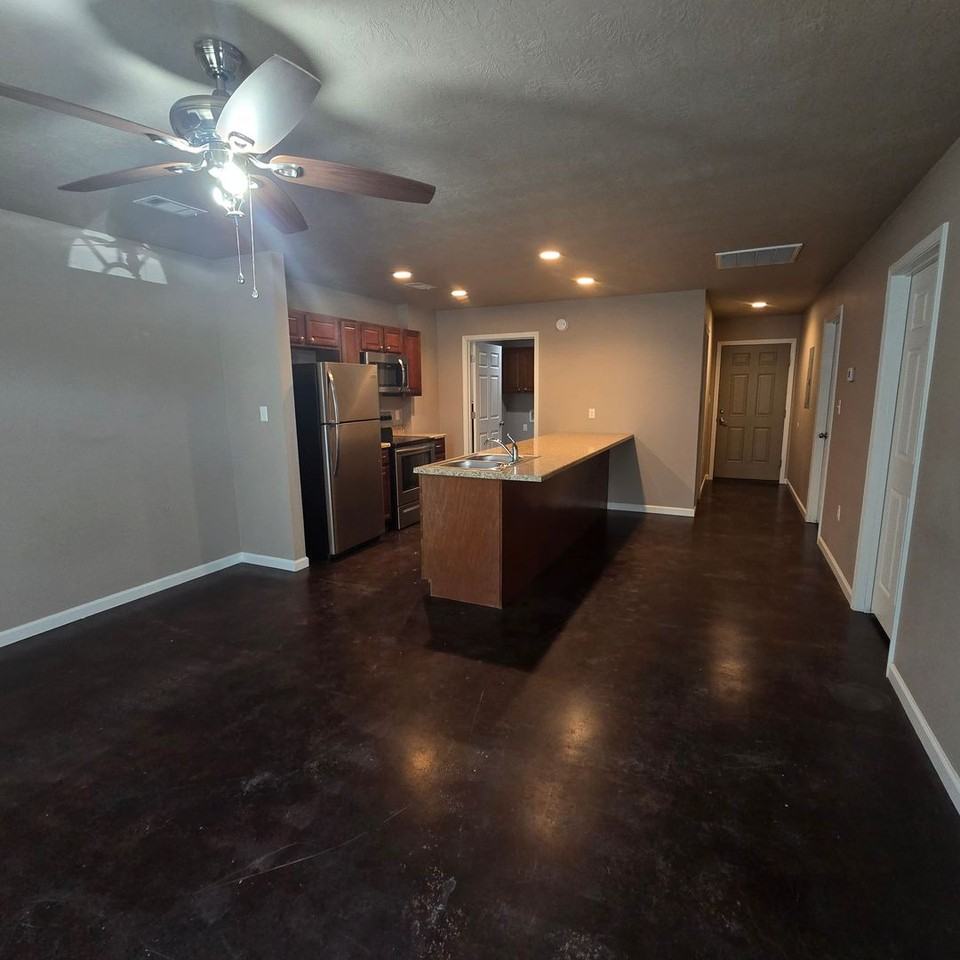 1423 Mclain St #9 - Photo 2 of 15
