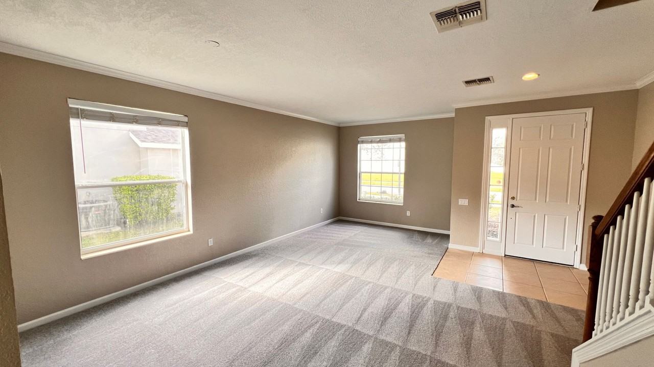 1612 Malon Bay Dr - Photo 6 of 50