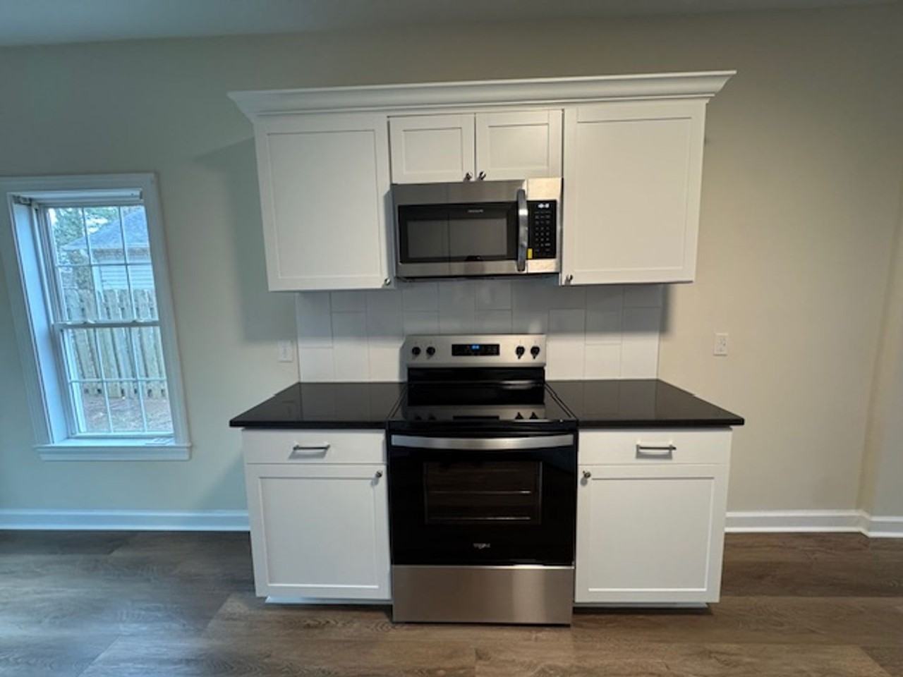 150 Raye Dr - Photo 5 of 30