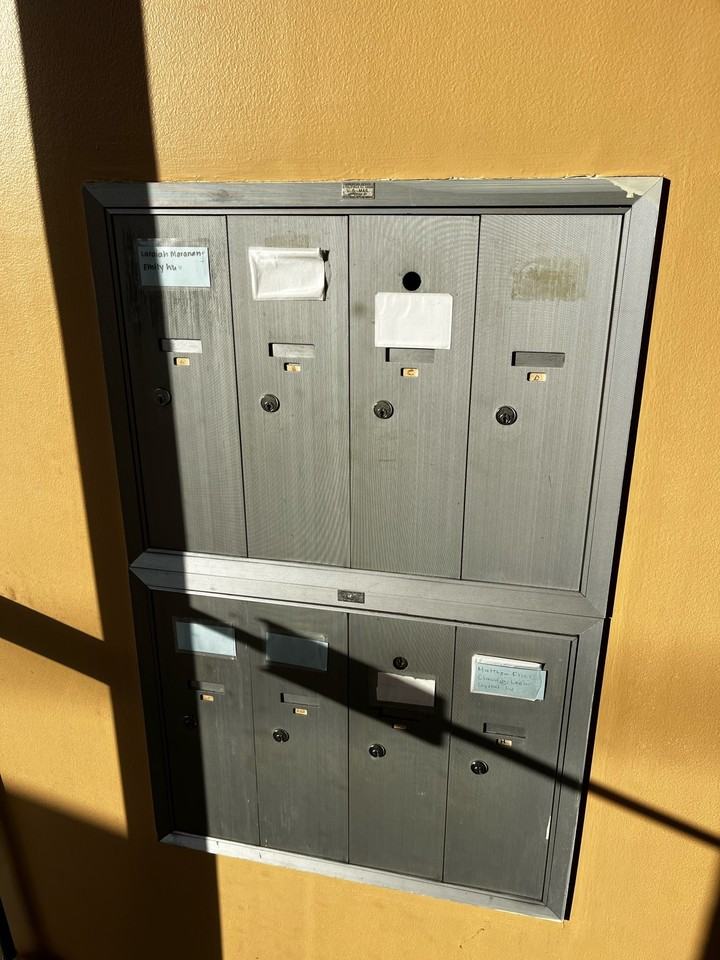 401 Eddy Street - Photo 7 of 8