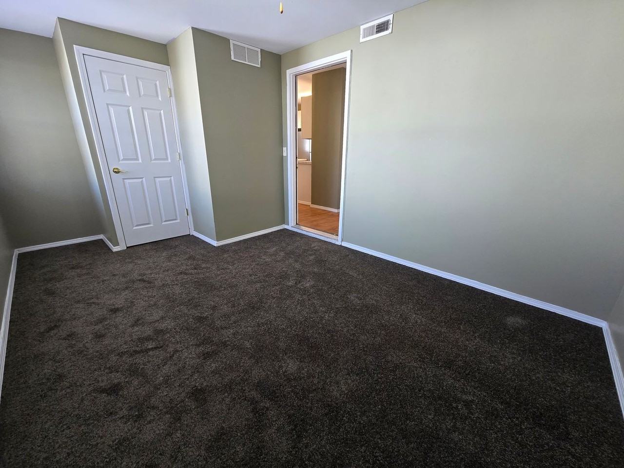 3 Ryan Dr - Photo 5 of 15