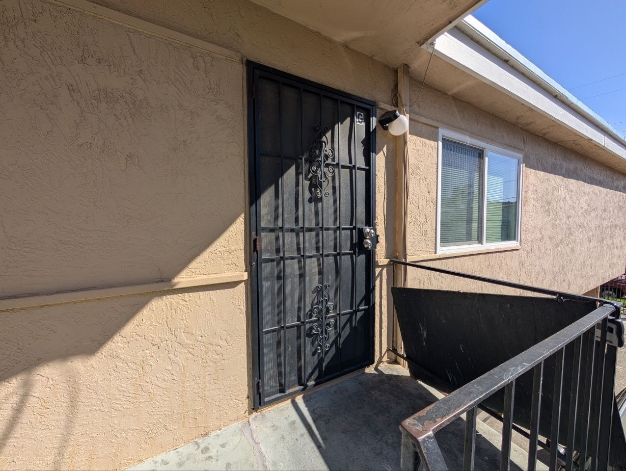 2341 21st Street - Photo 2 of 11