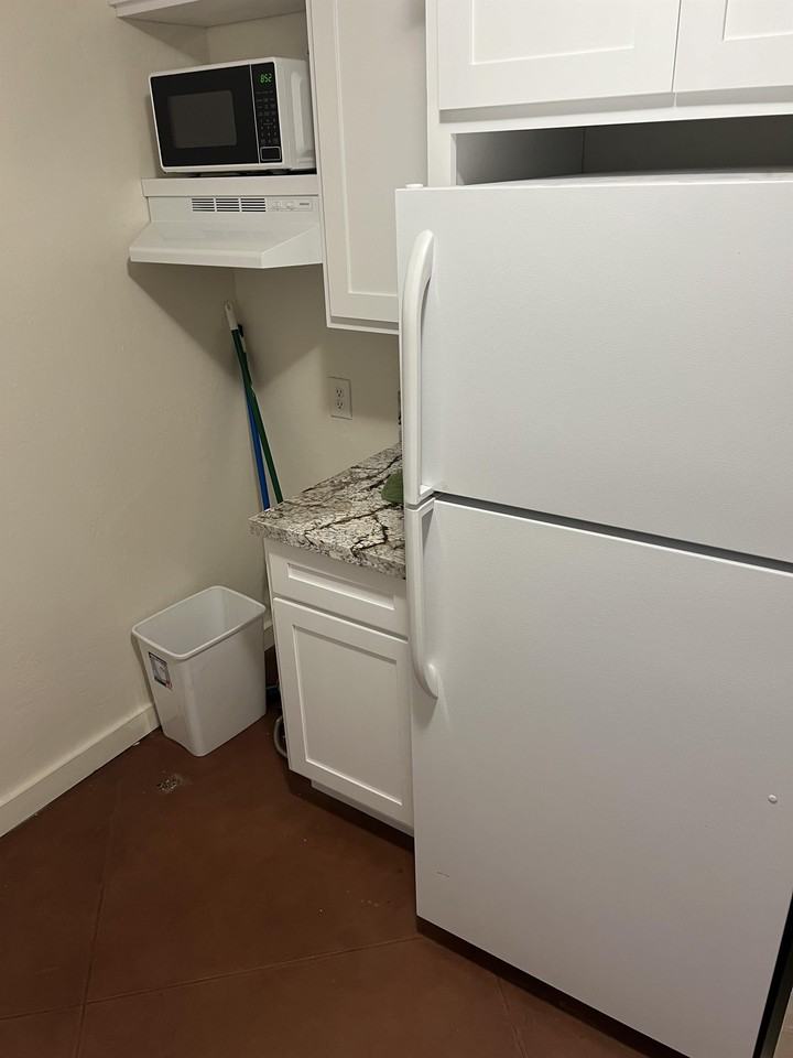 3347 East Seneca Street # 4 - Photo 5 of 21