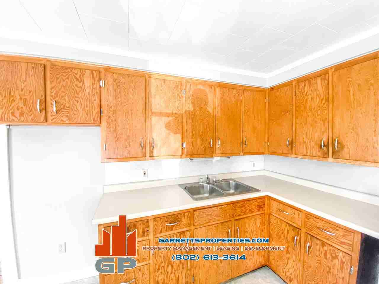 94 Pleasant Street - Photo 3 of 7