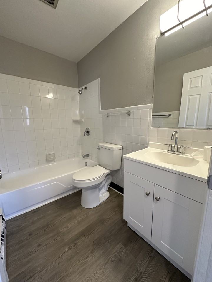 2941 Park Terrace Drive #8 - Photo 5 of 14