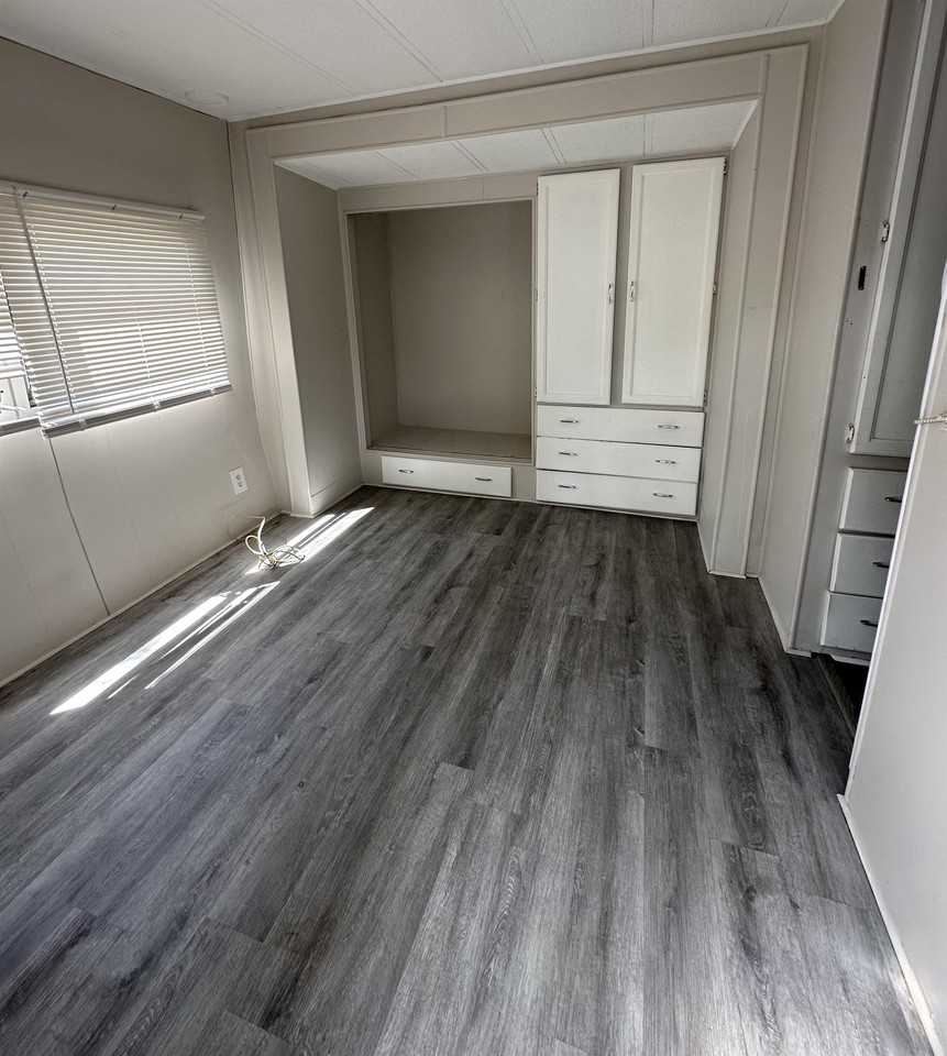 15004 113th Avenue North - Photo 2 of 13