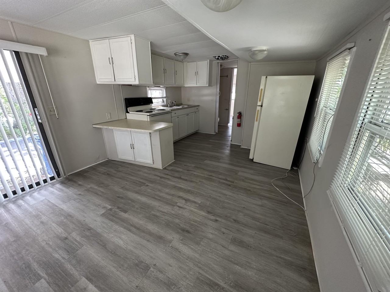 15004 113th Avenue North - Photo 3 of 13