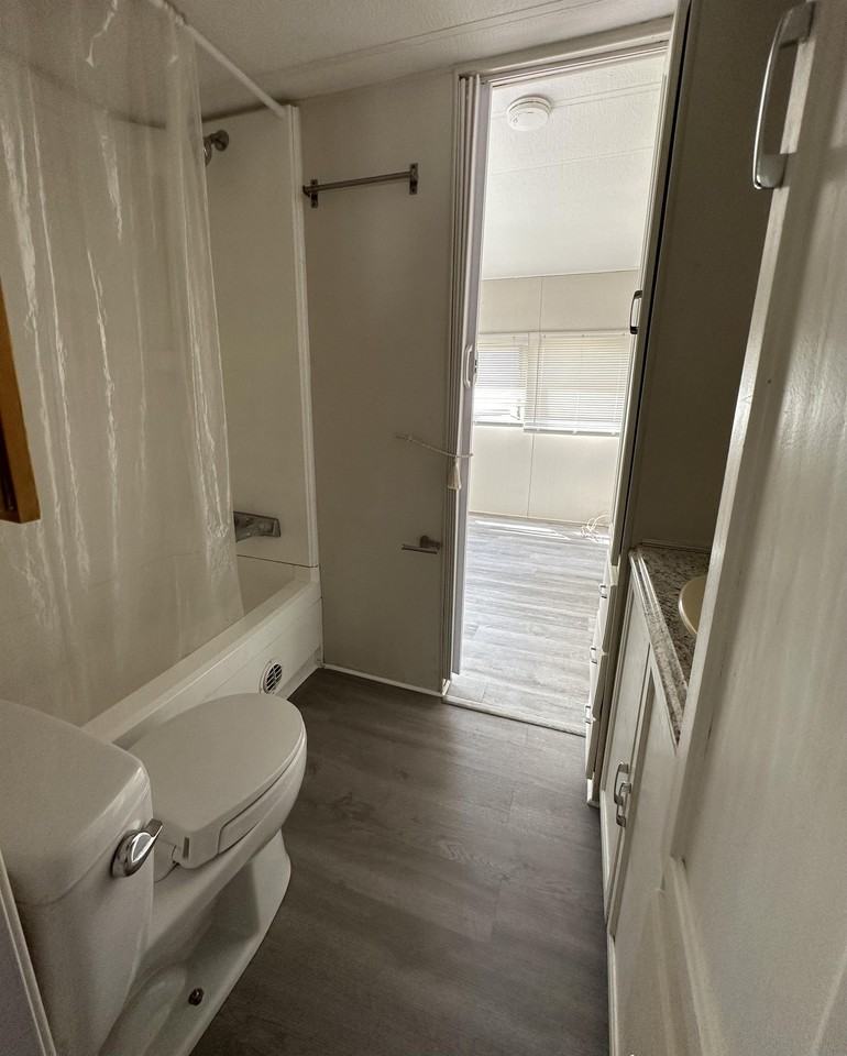 15004 113th Avenue North - Photo 5 of 13