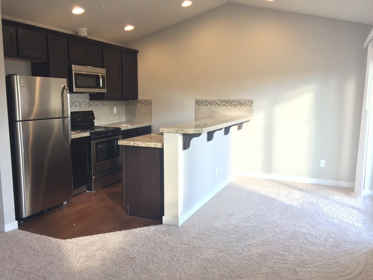 A15712-B201 - Photo 3 of 15